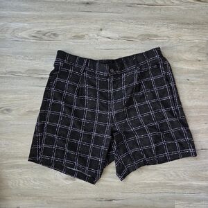 Torrid Black And White Plaid Casual Summer Shorts Size 20